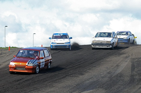 Ring Djursland bakker giver masser af udfordringer til de danske rallycrosskørere på årets sidste augustsøndag.